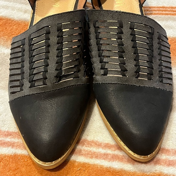 Mi.iM Black Woven Flats - Picture 1 of 10